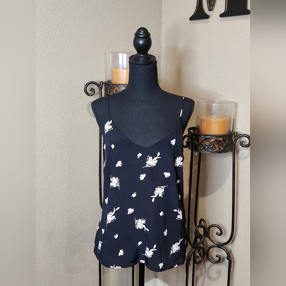 Something Navy Black Etch Flowers Floral Camisole. Nordstrom. Size S. NWT